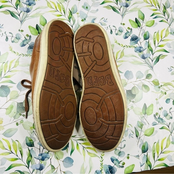 Born Tan Leather Allegheny Sneakers 9M - Picture 6 of 7